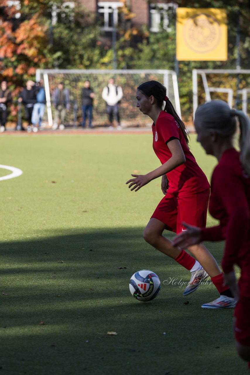 Bild 426 - wCJ Eimsbuettler TV - FC Rosengarten : Ergebnis: 2:0